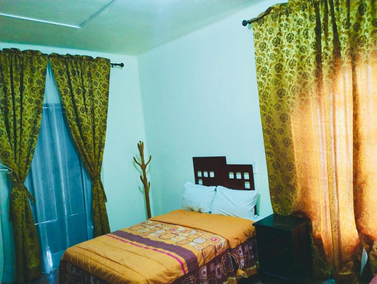 Hostal Santuario De Las Libelulas Guadalajara Exterior foto
